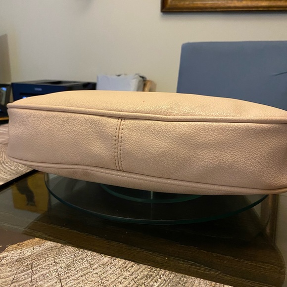 Chic Florentine Leather Shoulder Bag - Picture 3 of 4